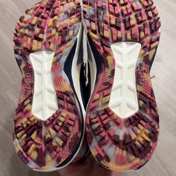 Like New APL Techloom Defender Seakers Size 7 Color Blue Cream Pink - Picture 9 of 10